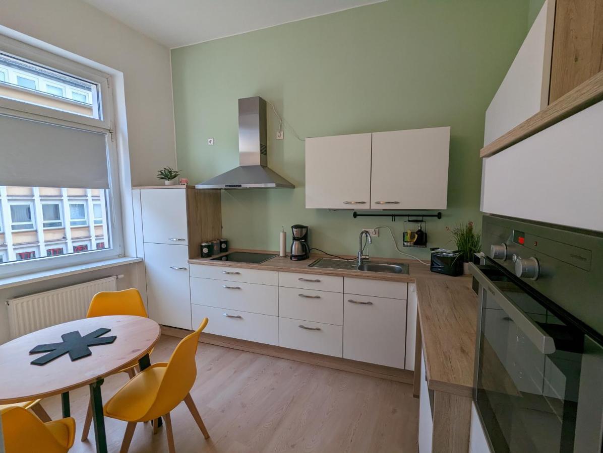 Schoenes Apartment Mitten In Der Stadt III 科布倫茨 外观 照片