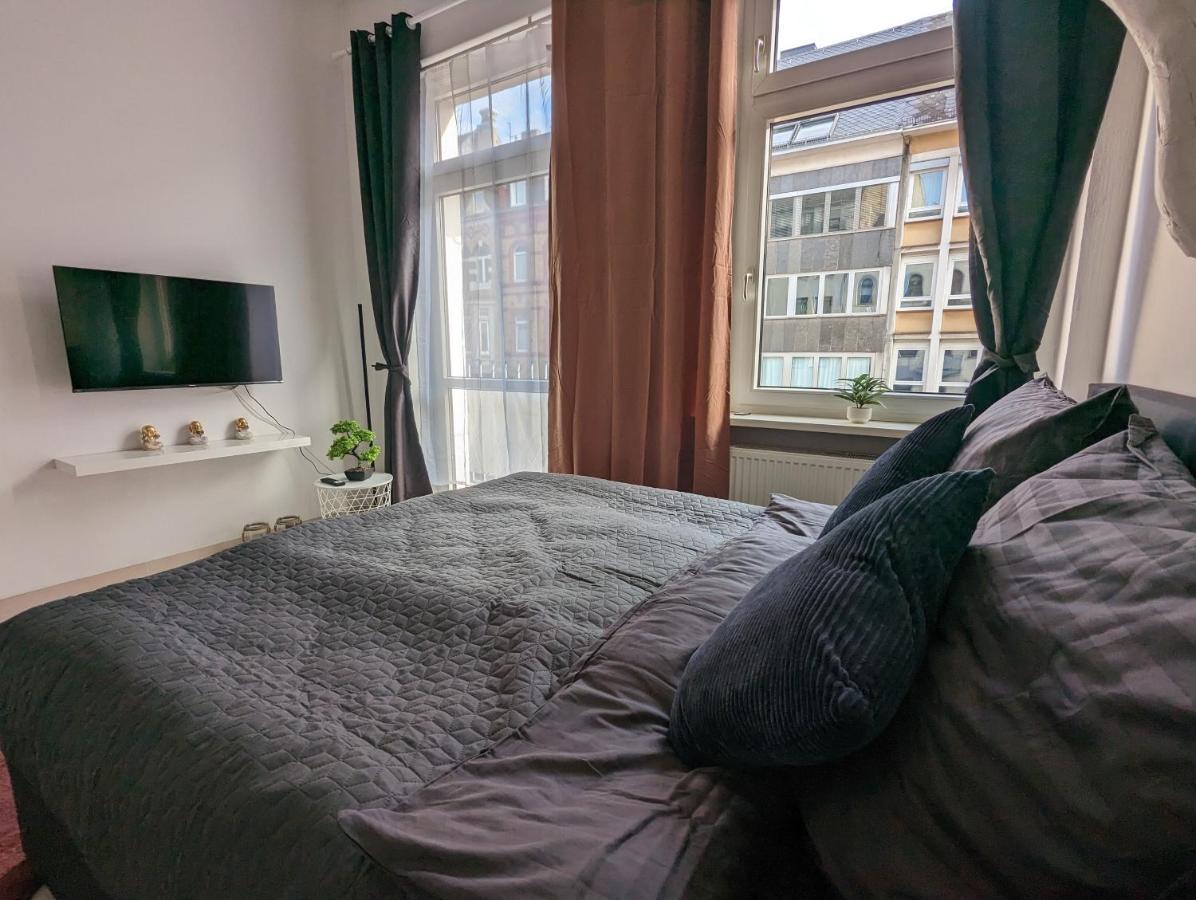 Schoenes Apartment Mitten In Der Stadt III 科布倫茨 外观 照片