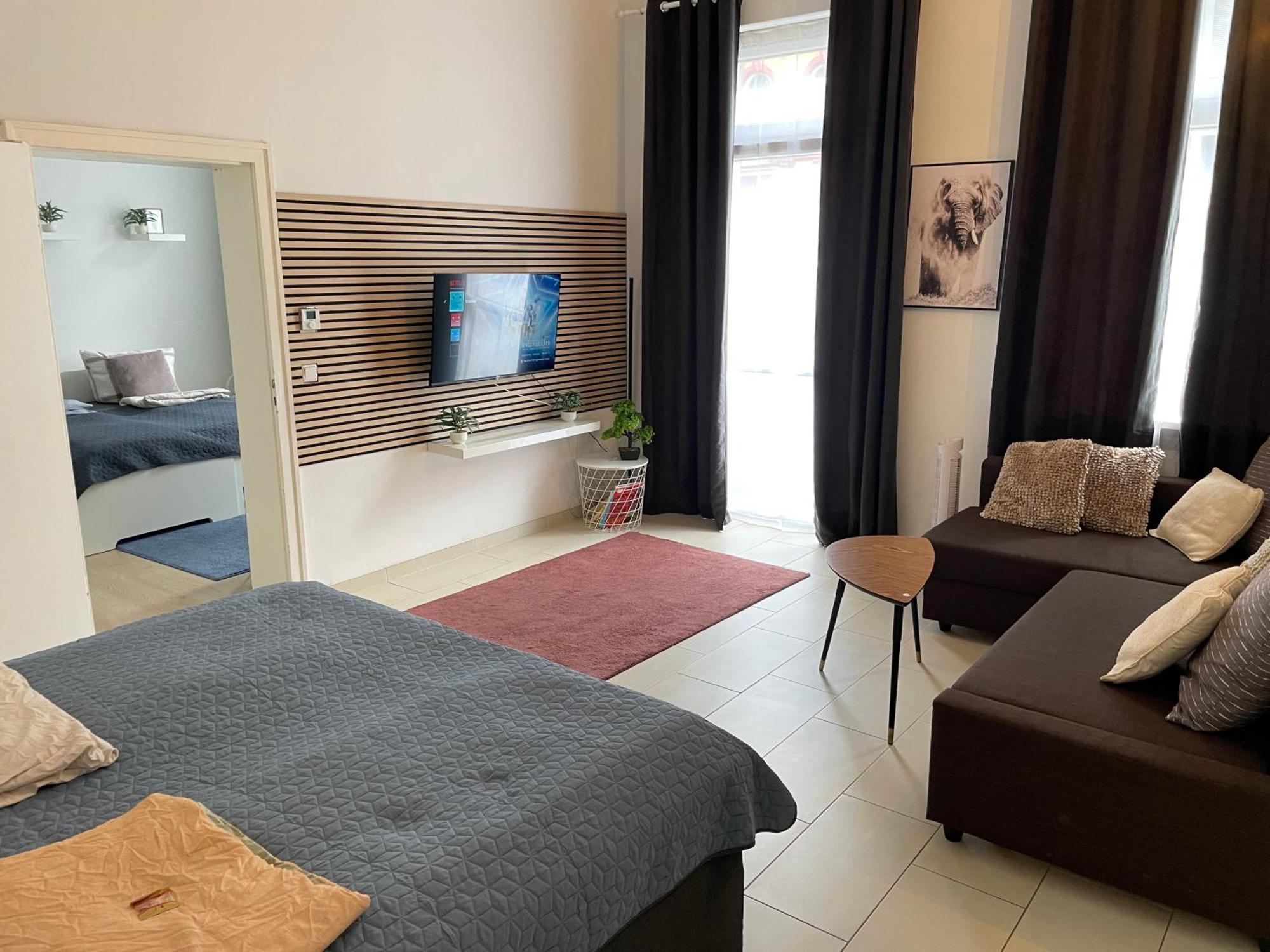 Schoenes Apartment Mitten In Der Stadt III 科布倫茨 外观 照片